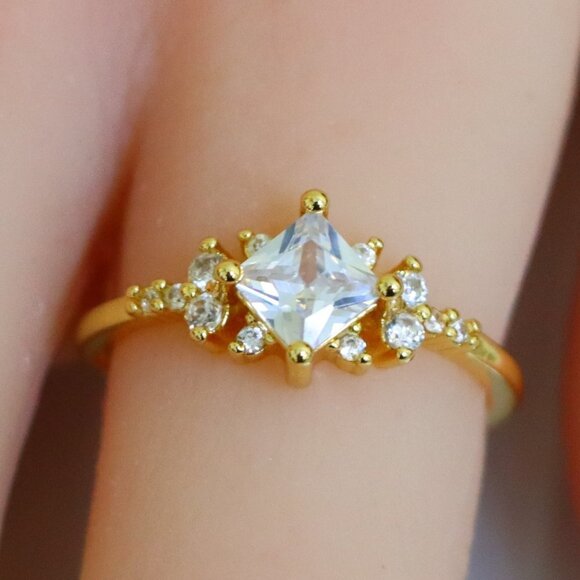 Noble Square Flower Gold Plated Princess Ring for Women, PDMCM074-6 - Picture 1 of 9